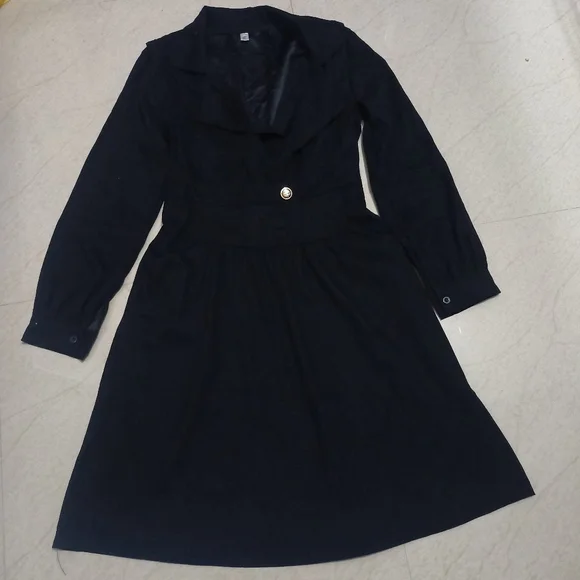 Coat style dress - Picture 3 of 3